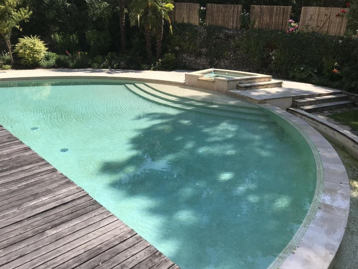 Construction de piscine Montélimar